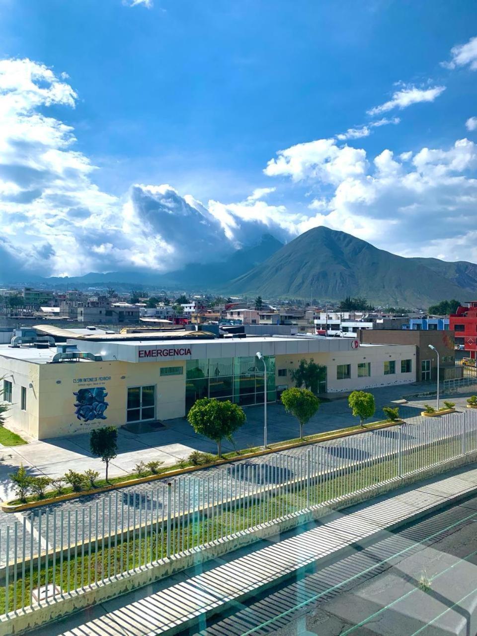 Dos Hemisferios Hotell Quito Exteriör bild